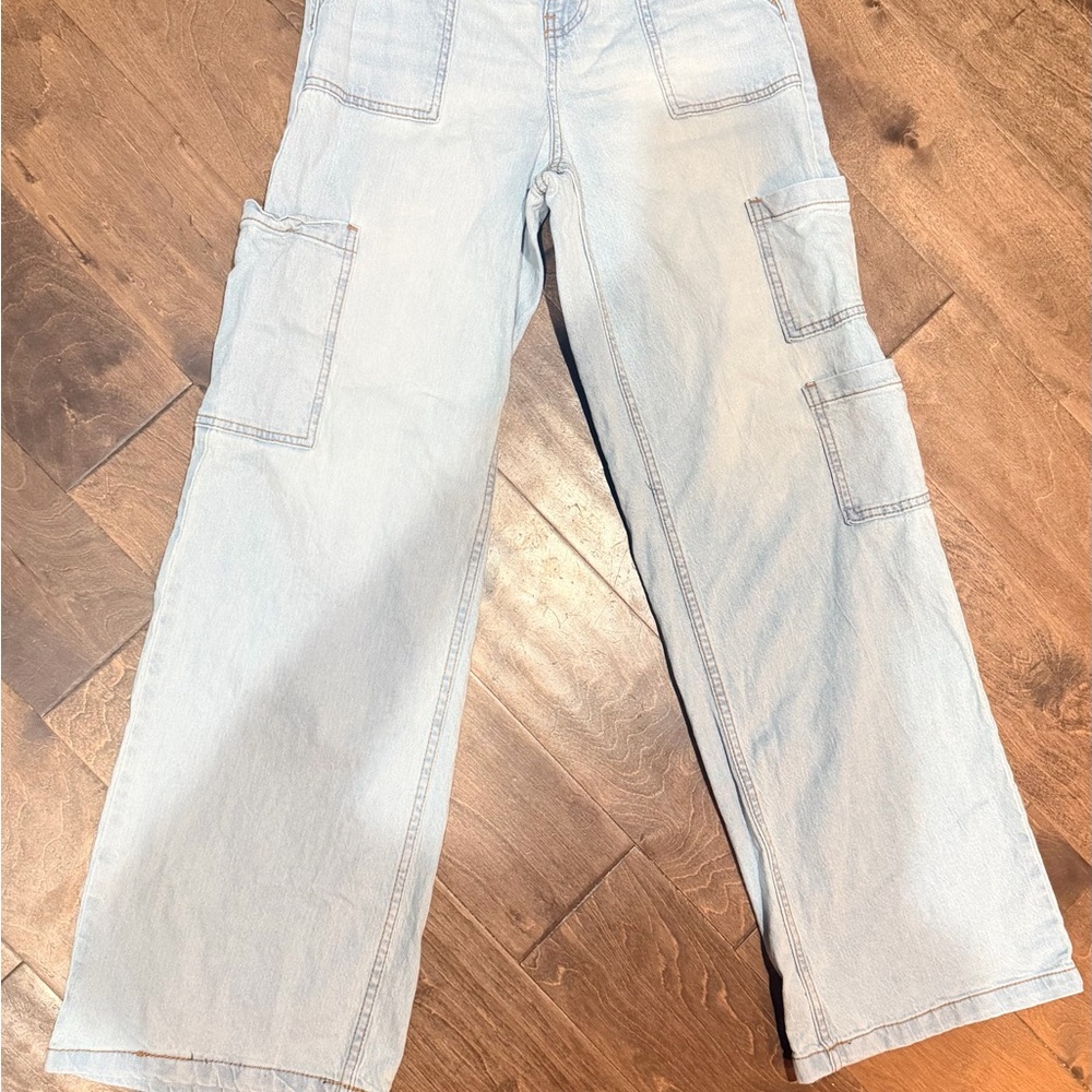 No Boundaries Light Blue Wide-Leg Cargo Jeans - Picture 2 of 6
